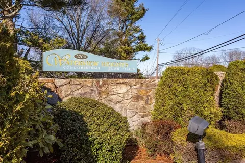 4700 N Main St #1K, Fall River, MA 02720