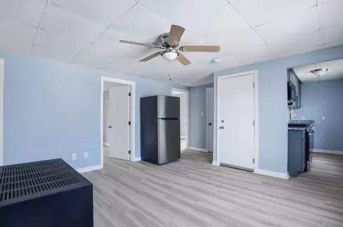 Living - 29 Palmer St, Fall River, MA 02724 photo 3 of 4
