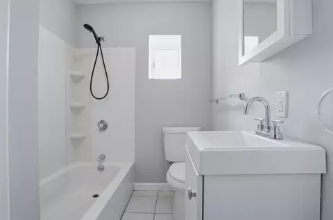 Bath - 29 Palmer St, Fall River, MA 02724 photo 1 of 1