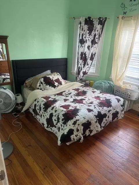 Bedroom - 40 Baker Rd, Everett, MA 02149 photo 2 of 4