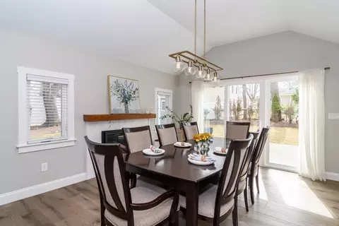 48 Wethersfield Rd, Natick, MA 01760 photo 7