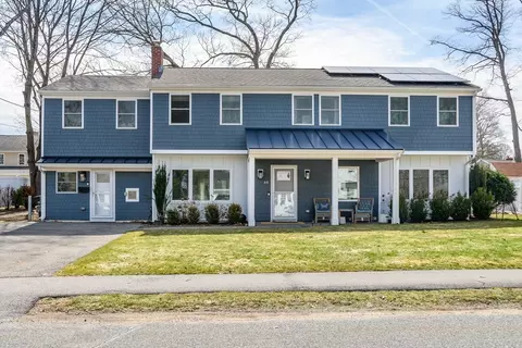 48 Wethersfield Rd, Natick, MA 01760