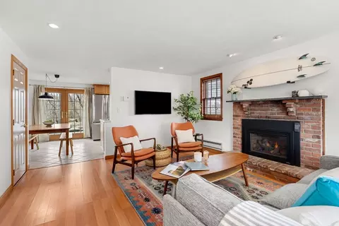 23 Hillside Ave #23, Marblehead, MA 01945