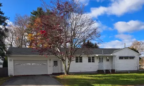 28 Wallace St, Brockton, MA 02302