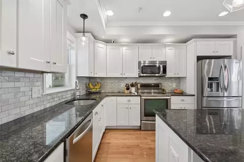 140 School St #2, Boston, MA 02130 photo 3