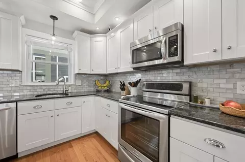 140 School St #2, Boston, MA 02130 photo 4