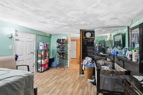 24 Jasper St, Springfield, MA 01109 photo 36