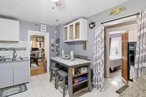 24 Jasper St, Springfield, MA 01109 photo 14