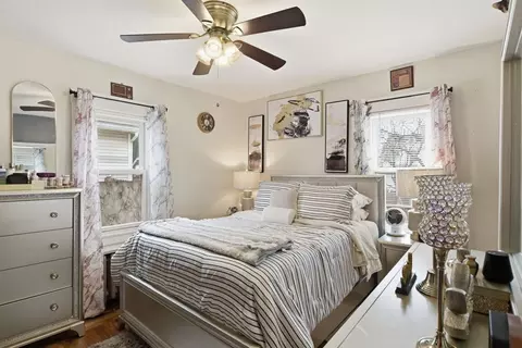 24 Jasper St, Springfield, MA 01109 photo 16