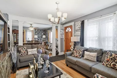 24 Jasper St, Springfield, MA 01109 photo 6