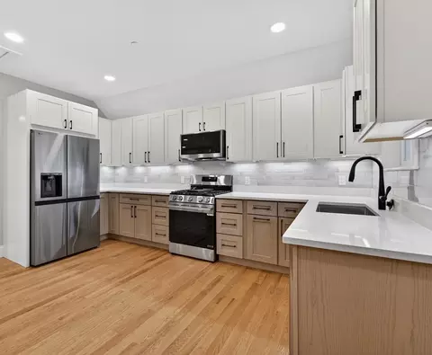 29 Prichard Ave # C, Somerville, MA 02144