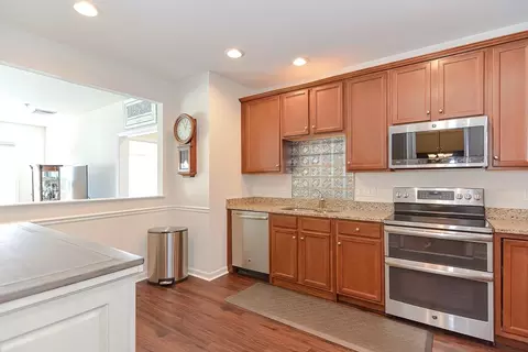 7 Morgan Dr #203, Natick, MA 01760 photo 3