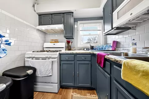113 Dover St, Fall River, MA 02721 photo 9