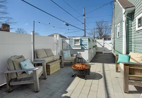 28 E St, Hull, MA 02045 photo 32