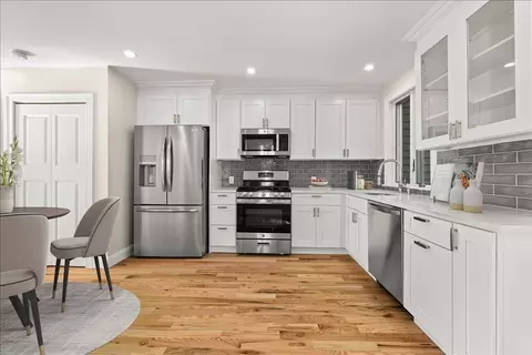 39 Spring St, Boston, MA 02132 photo 2