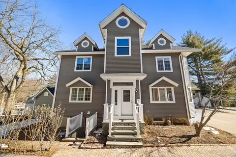 39 Spring St, Boston, MA 02132