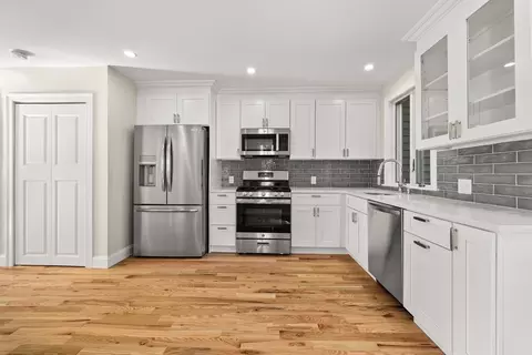 39 Spring St, Boston, MA 02132 photo 3