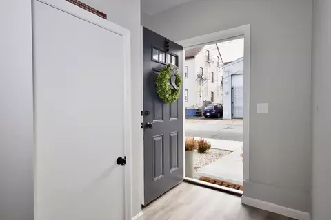 Entry Way - 550 Spring St #2, Fall River, MA 02721 photo 1 of 2
