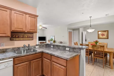 Kitchen - 237 Salem St #2, Reading, MA 01867 photo 4 of 4