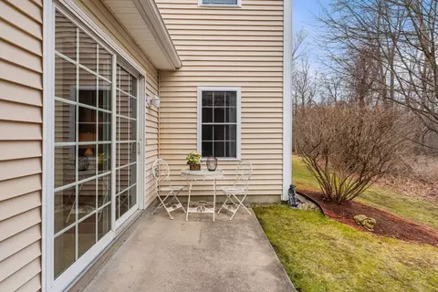 Other - 237 Salem St #2, Reading, MA 01867 photo 4 of 5