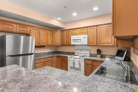 Kitchen - 237 Salem St #2, Reading, MA 01867 photo 1 of 4