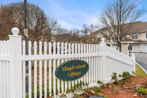 Exterior - 237 Salem St #2, Reading, MA 01867 photo 7 of 8
