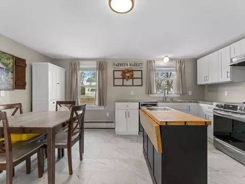 Kitchen - 11 Crystal, Webster, MA 01570 photo 4 of 4