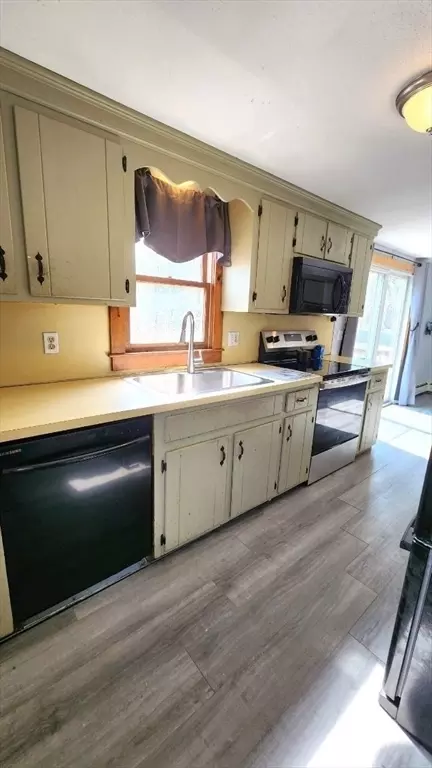 113 Scituate Rd, Mashpee, MA 02649 photo 4