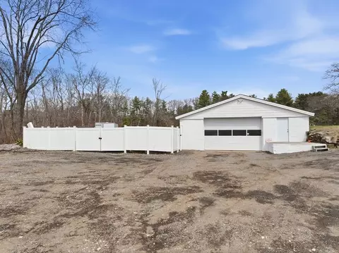 25 East St # -A, Grafton, MA 01536