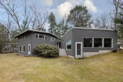 27 Peacock Farm Rd, Lexington, MA 02421