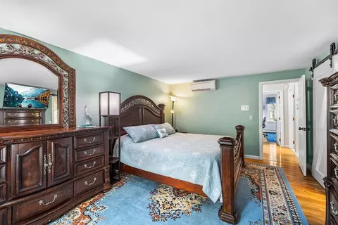 Bedroom - 175 Old Post Rd, Centerville, MA 02632 photo 2 of 5