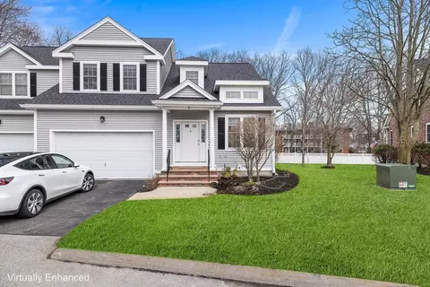 3 Georgia Dr #3, Burlington, MA 01803