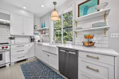 Kitchen - 12 Lafayette Ave, Hingham, MA 02043 photo 5 of 8