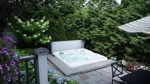 Exterior - 12 Lafayette Ave, Hingham, MA 02043 photo 4 of 7