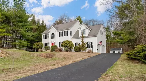 1 Haven Way, Hopedale, MA 01747