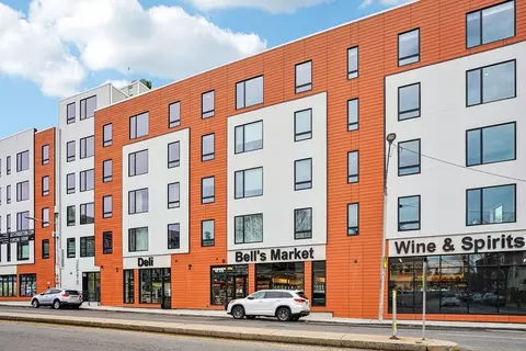 256 Dorchester St #305, Boston, MA 02127