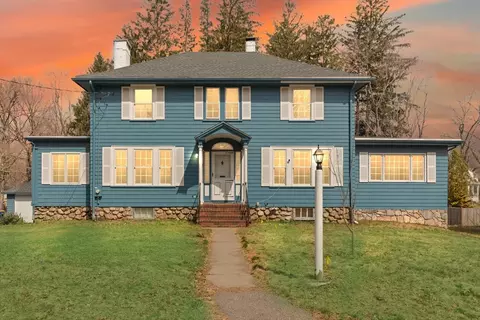 42 Glendale Rd, Sharon, MA 02067