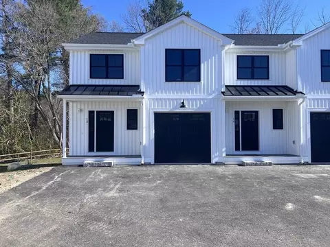 112 Genest St #13, Dracut, MA 01826