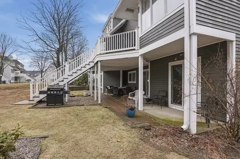 Exterior - 210 Beacon Park #210, Webster, MA 01570 photo 4 of 10
