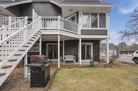 Exterior - 210 Beacon Park #210, Webster, MA 01570 photo 5 of 10