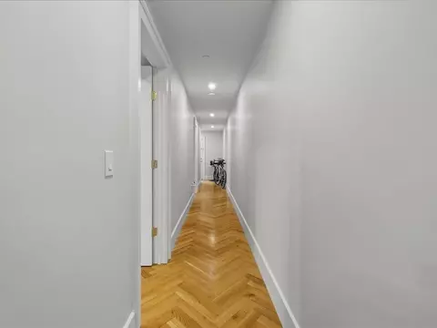 Entry Way - 760 E Broadway #U:2, Boston, MA 02127 photo 1 of 4