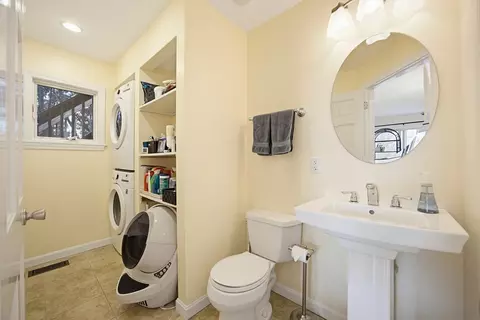 5 Viking St #A, Gloucester, MA 01930 photo 3