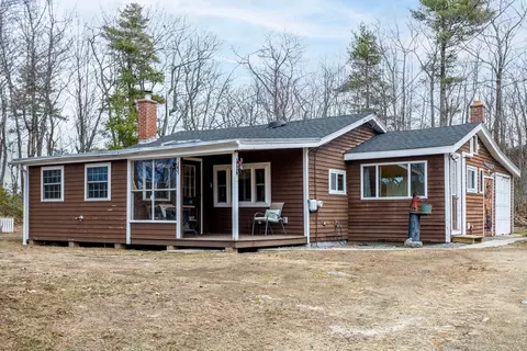 227 Log Cabin Rd, Ashby, MA 01431