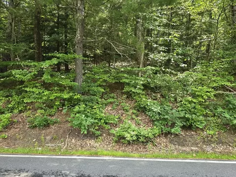 37 N Farms Rd, Williamsburg, MA 01039