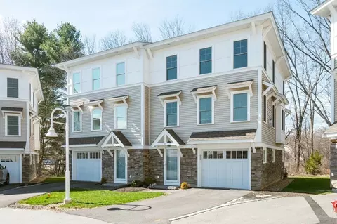 21 Hines Way #21, Newburyport, MA 01950