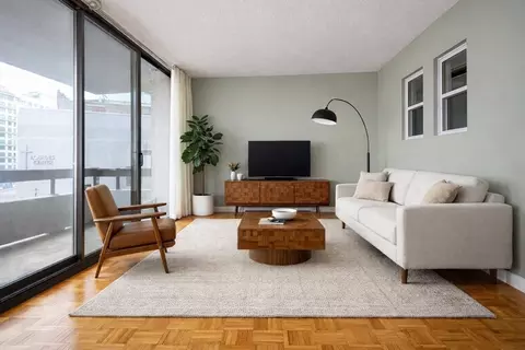 566 Commonwealth Ave #304, Boston, MA 02215