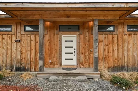 22 Woodbury St, Gloucester, MA 01930