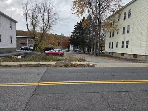 149-151 South St, Waltham, MA 02453