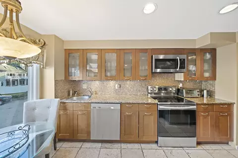 86 Abington Rd #86, Danvers, MA 01923