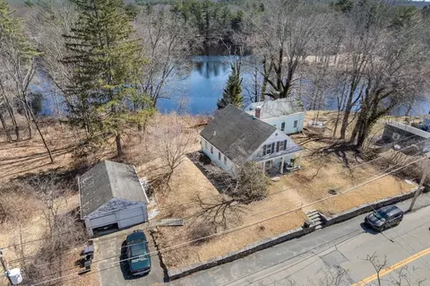 View/Area - 17 N Main St, Upton, MA 01568 photo 3 of 5